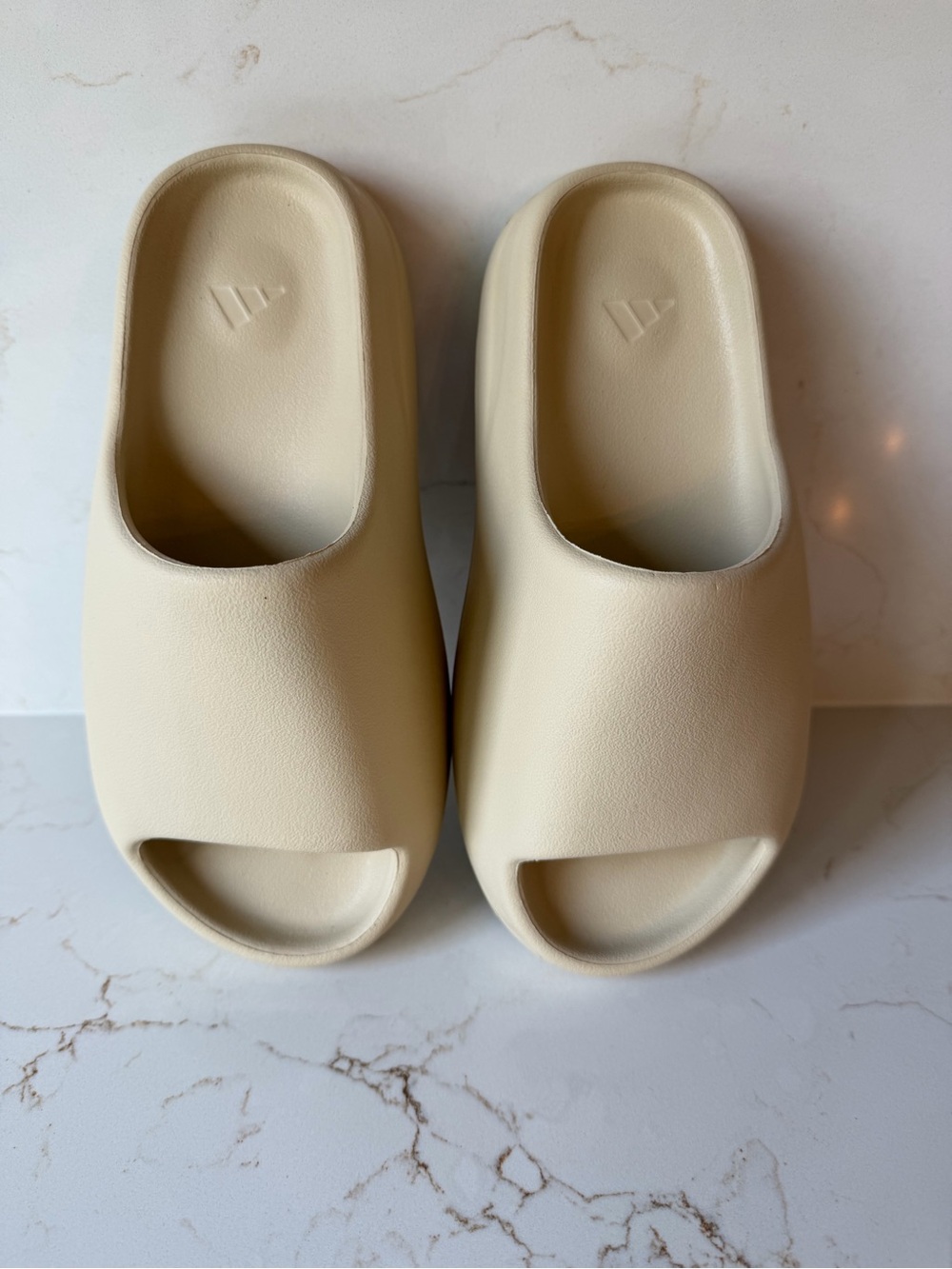 Adidas Yeezy Slide Sandals in Cream Bone EVA Foam Branded Insole US 6